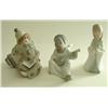 Image 8 : Group lot of porcelain figures 