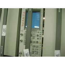 FLUKE PM3380B 100 MHZ COMBISCOPE