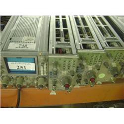 TEKTRONIX 7B87 TIME BASE W/ PRETRIGGER ACQUIRE CLOCK
