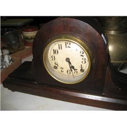 Mantel clock