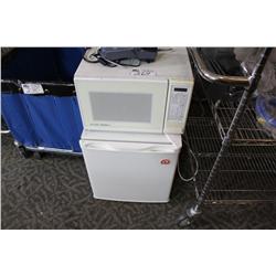 Microwave Oven & Bar Fridge