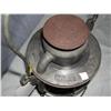 Image 2 : WESTON MARYLAND RY, WMRY, 4 1/2" DIETZ CLEAR  GLOBE, DIETZ VESTA LAMP (RUST)    