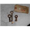 Image 2 : THREE BRASS KEYS: L&N RR (ONE IS TO THE CABOOSE 12  GAUGE)    