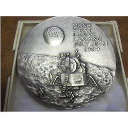 .999 + SILVER MANS 1ST LUNAR LANDING ART MEDAL