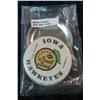 Image 1 : 320. (2) Large 1982 Iowa Hawkeye Pinbacks. Nice condition.