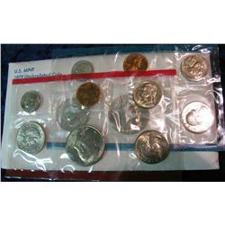 1005. 1979 US Mint Set. Original as Issued.