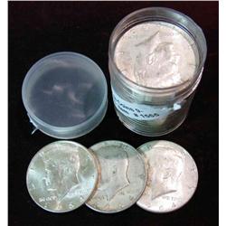 1555. (20) Mixed 1964 P & D Kennedy 90% Silver alf Dollars.