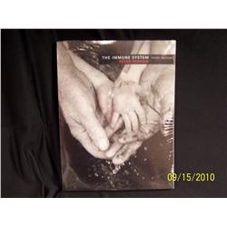 Textbook -- The Immune System - 3rd Edition, Peter Parham