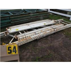 white pallet racking