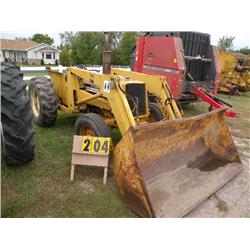 Int'l 2400 Series B w/loader