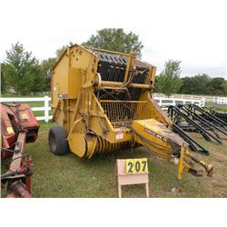 Vermeer 605F round baler