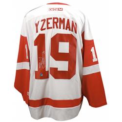 Steve Yzerman