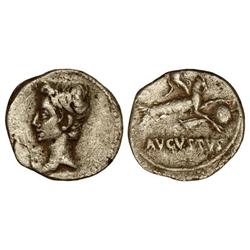 ROMAN COINS: ROMAN EMPIRE - Denario. Acuñada el 27 a.C. AUGUSTO. Anv.: Cabeza descubierta de Augusto