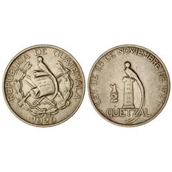 WORLD COINS: GUATEMALA - 1/2 Quetzal. 1925. AR. KM-241.2. MBC. 