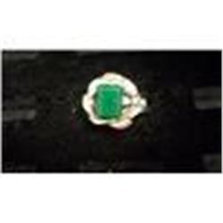 2 Carats Emerald & Diamond Ladies Ring, 14K Gold 7.1 Gr