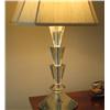 Image 4 : Pair of Lucite Table Lamps with Mirrored Bottoms