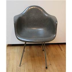 Eames Shell Chair in Grey
