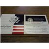 Image 2 : 1993 US MINT BILL OF RIGHTS COIN & STAMP SET