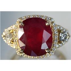 14kt Gold Ladies 9.78 carat Ruby & Diamond Ring Natural Ruby Corundum Cushion mixed cut app. 9.78 ca