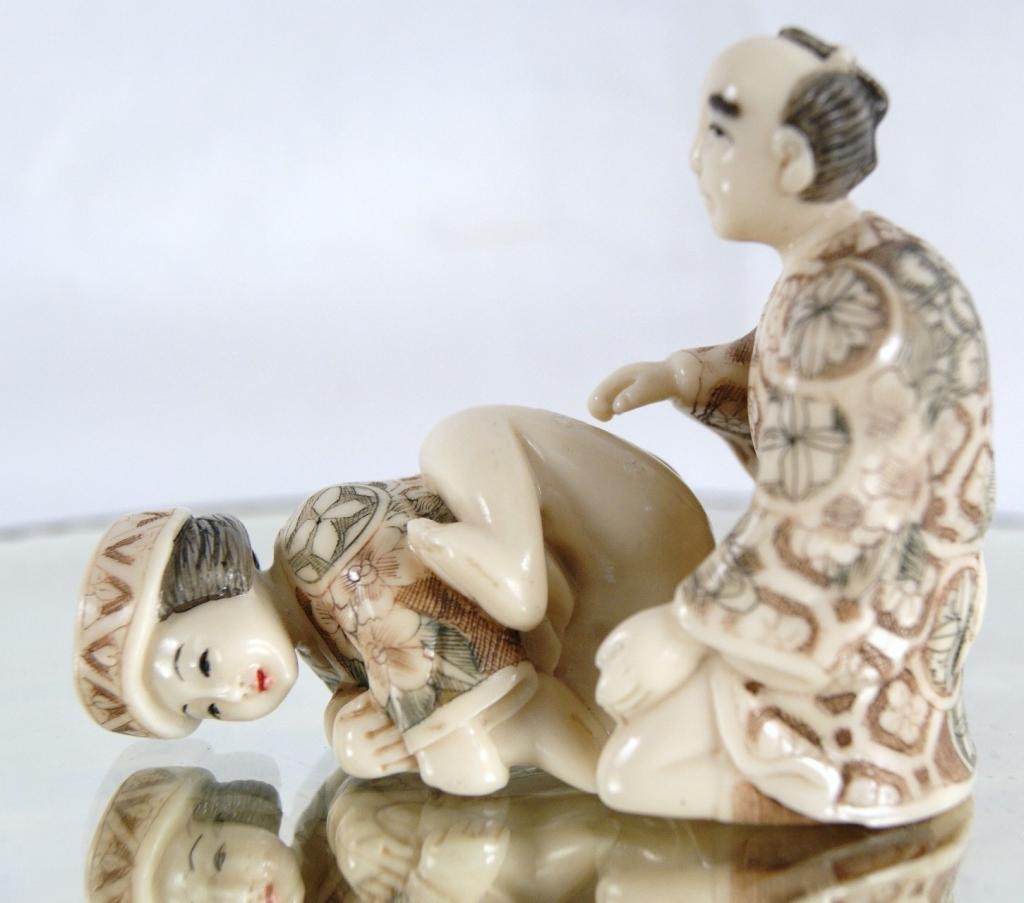 Shunga Netsuke Japanese Erotic Carved Figures 2