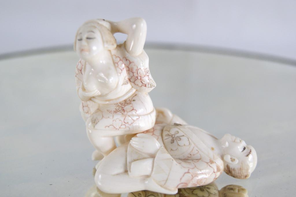 Shunga Netsuke ivory carvings 2 Pair (3pcs)