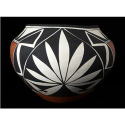 Acoma Pot, V. Seymour
