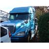 Image 2 : 2002 Blue Freightliner Columbia Semi Truck