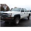 Image 4 : 2003 White Chevrolet Silverado 2500 Hd Crew Cab