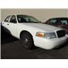 Image 5 : 2006 White Ford Crown Victoria Police Series 4Dr