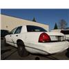 Image 3 : 2005 White Ford Crown Victoria Police Series 4Dr
