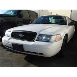 2007 White Ford Crown Victoria Police Series 4 Dr