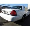 Image 6 : 2005 White Ford Crown Victoria Police Series 4Dr