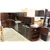 Image 2 : Mahogany 16 Piece Kitchen Cabinet Set