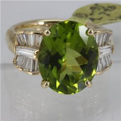 Genuine  9.96 ctw  Peridot Ring  14KT Yellow Gold  Ring Size  5