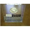 Image 2 : 1964 KENNEDY HALF DOLLAR IN LUCITE HOLDER