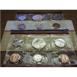 1986 US MINT SET (UNC) P/D