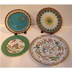 4 Wedgwood Dishes, one majolica