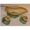 Image 2 : Hull Ceramic Table Garniture Set