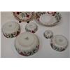Image 6 : 5 Belgian Spongeware Nesting Bowls with matching bread plate, trivet, bowl and serving dish