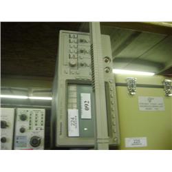 TEKTRONIX TDS 410A DIGITAL OSCILLOSCOPE 92