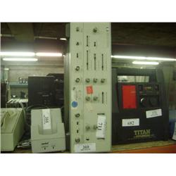 HP 8082A PULSE GENERATOR 711