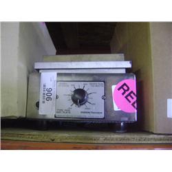 SYBRON THERMOLUNE TYPE 1900 HOT PLATE