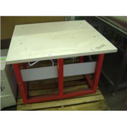 VIBRATION ISOLATED WORKSTATION 858