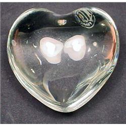 VINTAGE BACCARAT FIGURAL HEART CRYSTAL PAPERWEIGHT