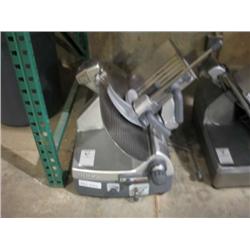 HOBART MOD: 2912 AUTOMATIC SLICER