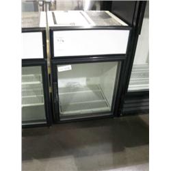 TRUE MOD: GDM-5 COUNTER TOP GLASS REFRIGERATOR