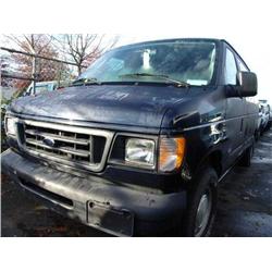 2003 BLUE FORD E-150 XL PASSENGER VAN