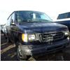 Image 4 : 2003 BLUE FORD E-150 XL PASSENGER VAN