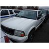 Image 2 : 2001 WHITE GMC SONOMA EXTENDED CAB