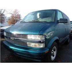 2002 BLUE CHEVROLET ASTRO LS AWD PASSENGER VAN